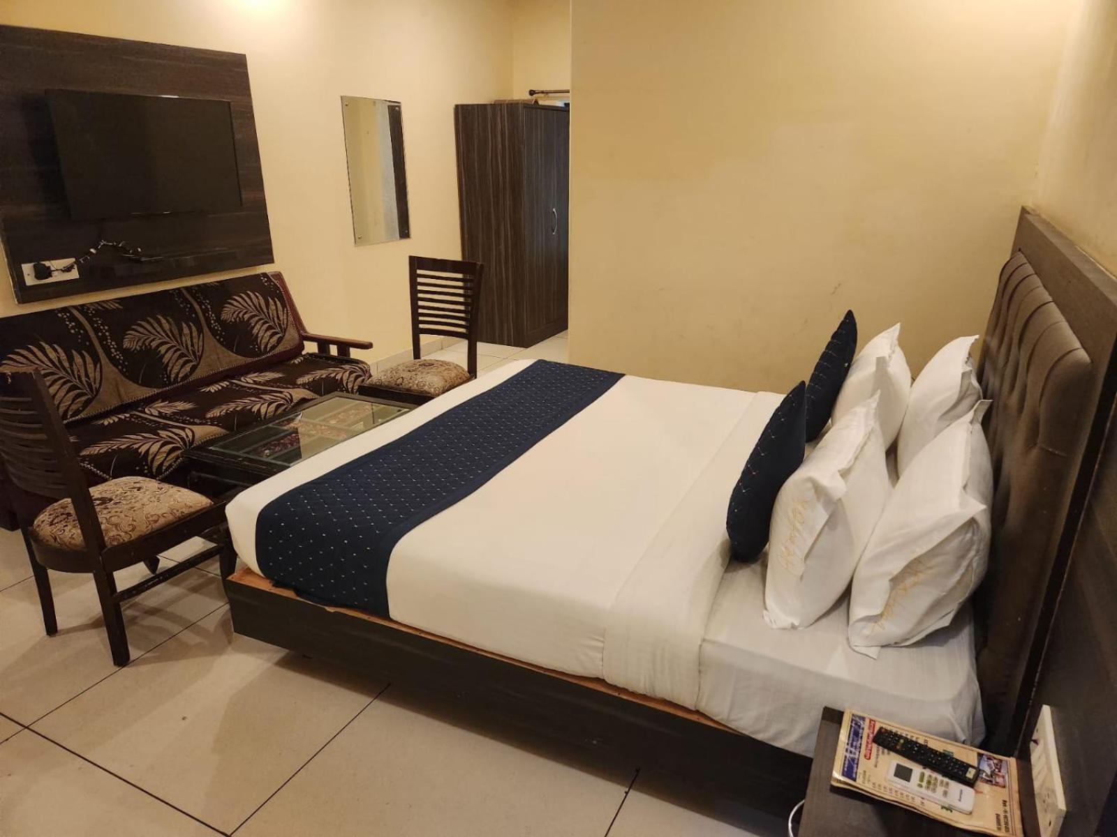 Hotel Grand City Lite Near Delhi Airport Νέο Δελχί Εξωτερικό φωτογραφία